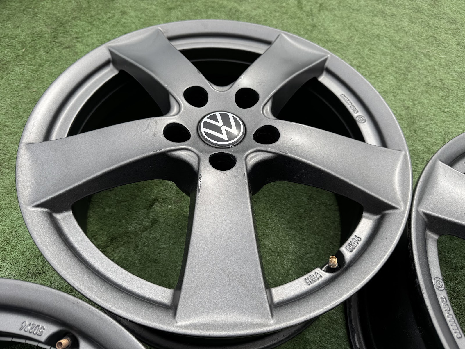 Volkswagen VOKISKI - 7J, ET40 - Image 5