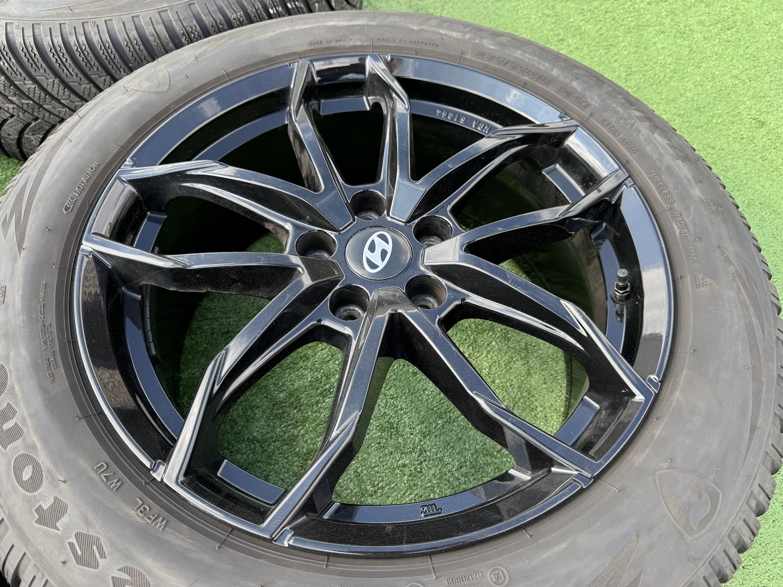 Hyundai 8J, ET39 - Image 3
