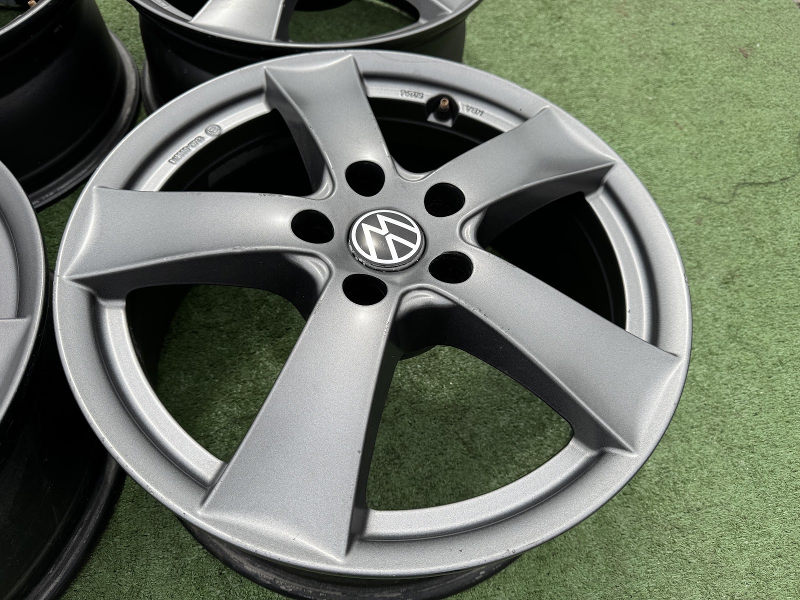 Volkswagen VOKISKI - 7J, ET40 - Image 3