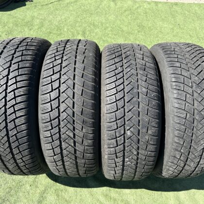Vredestein 235/55 R18