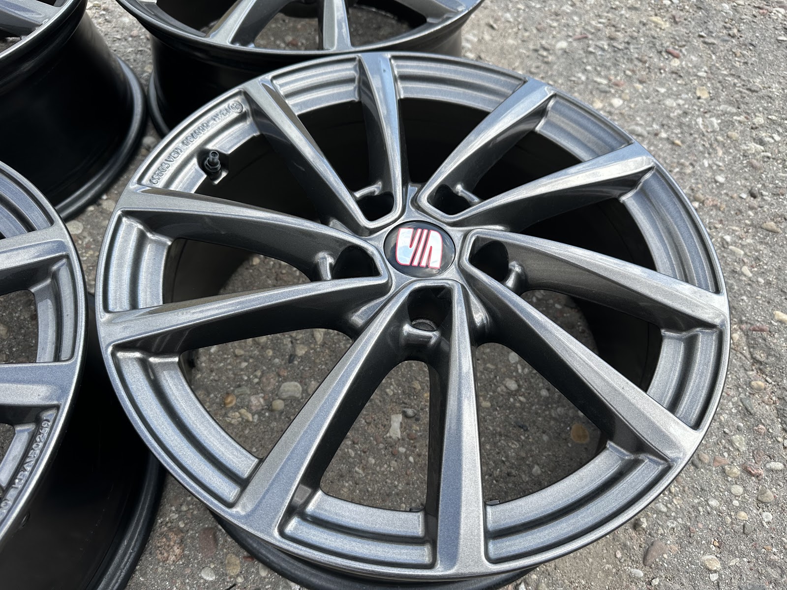 Volkswagen LEON - 7,5J, ET52 - Image 2