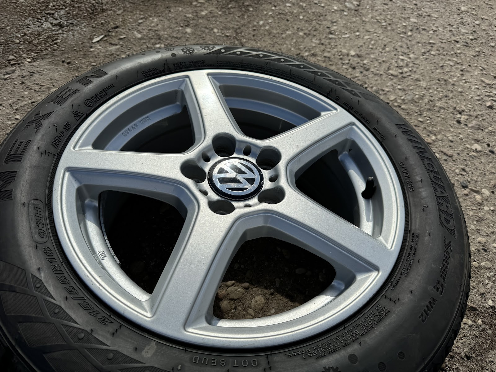 Volkswagen VOKISKI - 7J, ET37 - Image 4