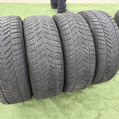 Vredestein 215/50 R18