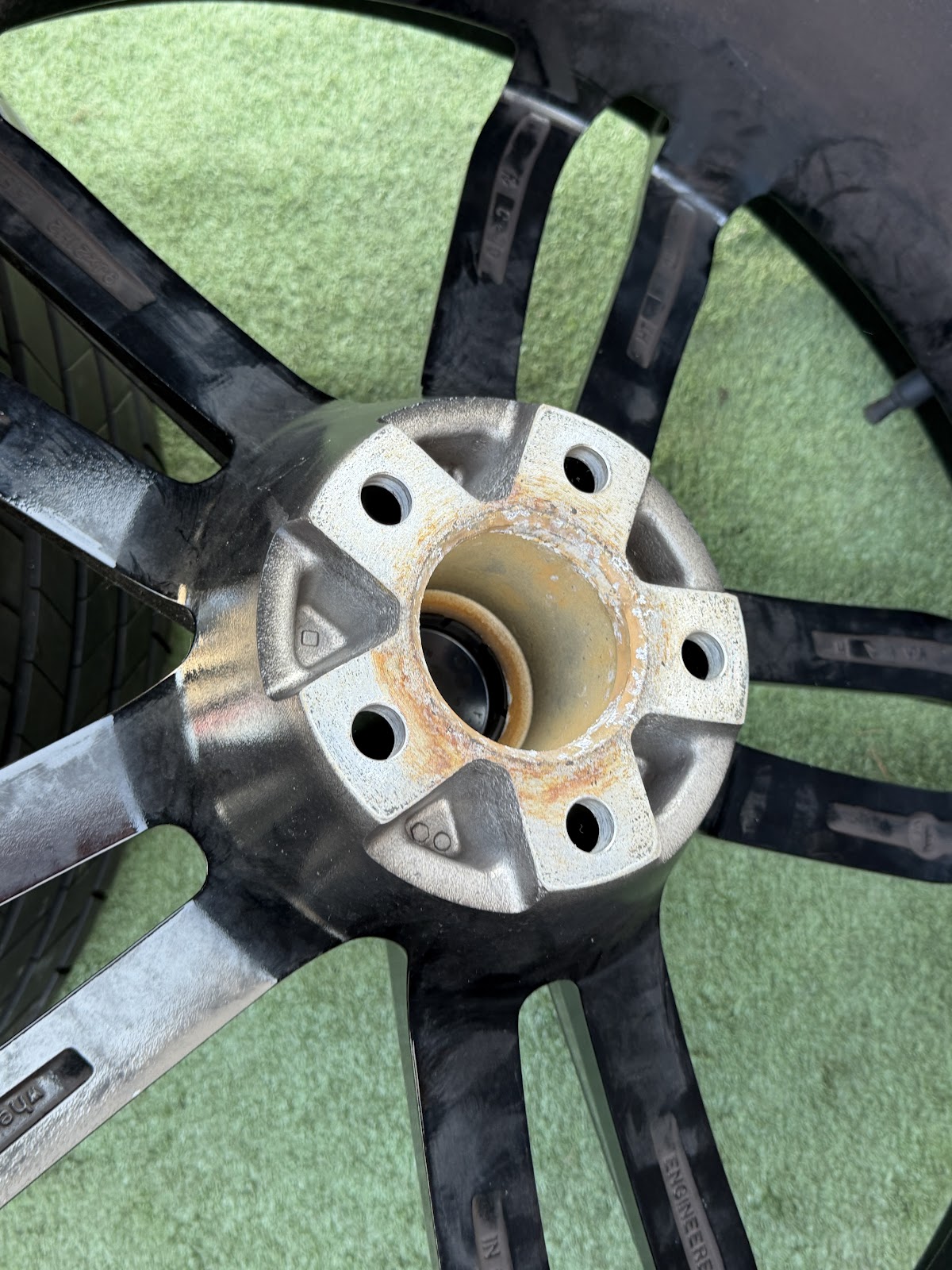 Volkswagen TAYRON - 9J, ET31 - Image 10