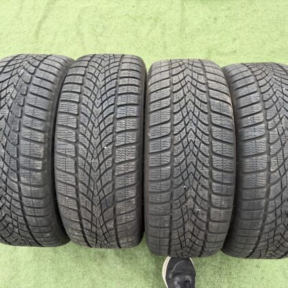 Dunlop 225/55 R17