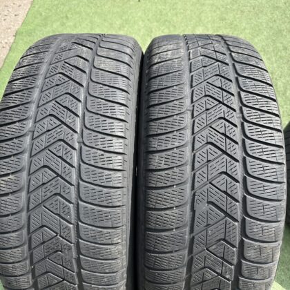 Pirelli 235/55 r19