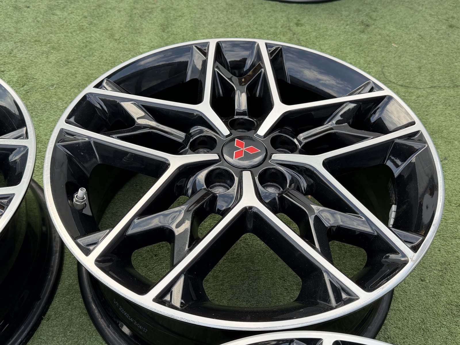 Mitsubishi 7.5J ET52 - Image 4