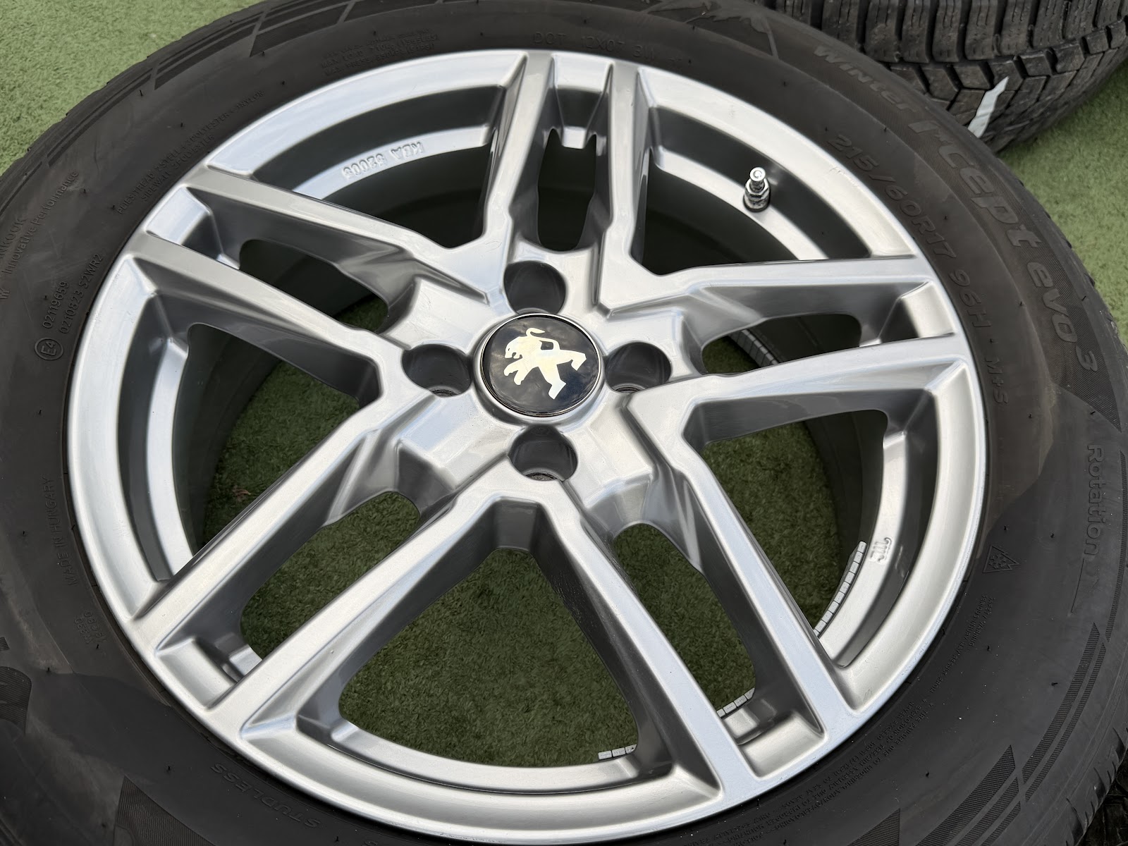 Peugeot 6.5J, ET32 - Image 2