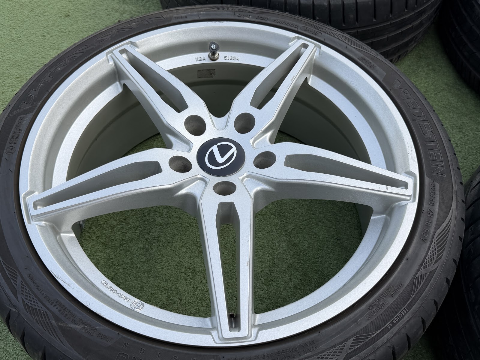 Lexus 7.5J, ET40 - Image 2