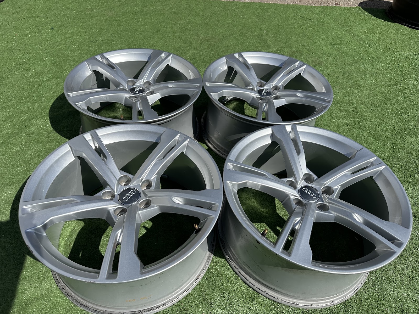 Audi ORGINALUS - 8,5J, ET32