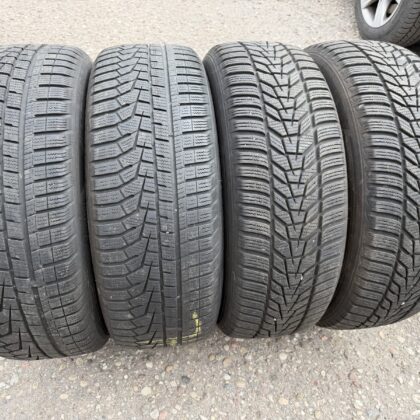 Hankook 225/60 R18