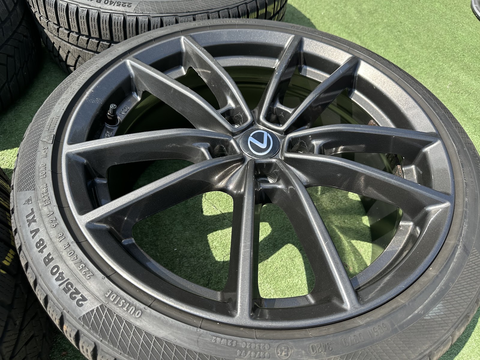 Lexus VOKISKI - 8J, ET50 - Image 2