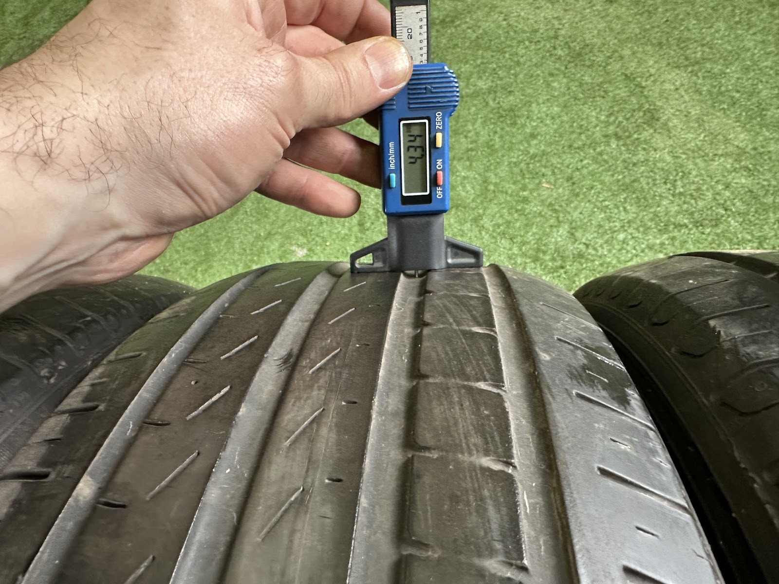 Pirelli 215/65 R17 - Image 6