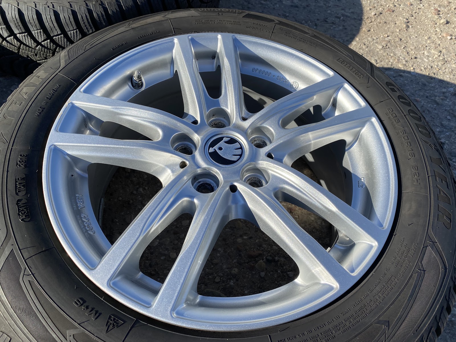 Skoda 7J, ET52 - Image 3