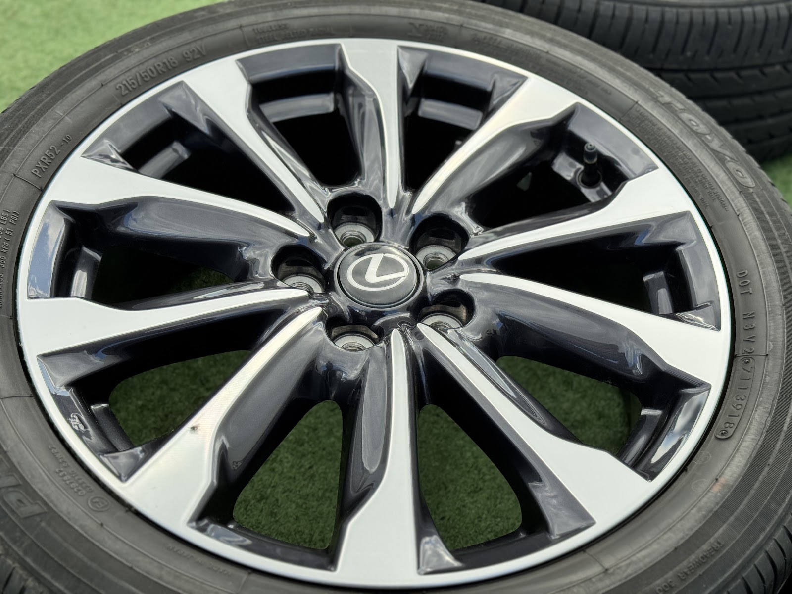 Lexus ORGINALUS - 7J, ET50 - Image 2