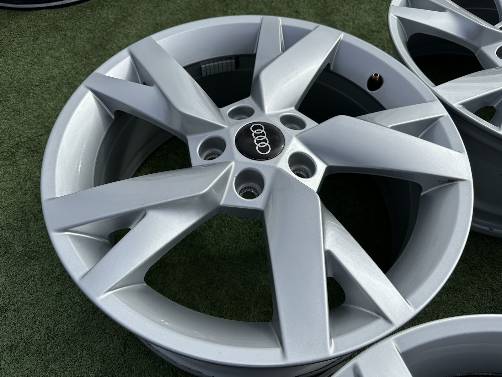 Audi Q2/A3/Q3 - 6,5J, ET46 - Image 5