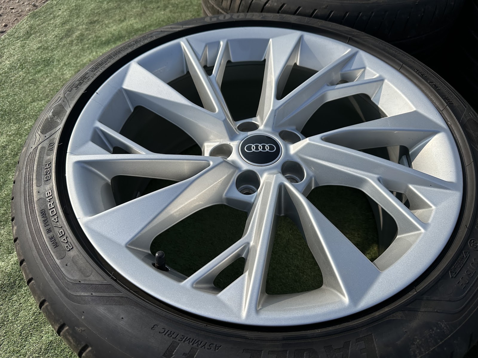 Audi A5, A6, Q5 - 8J, ET29 - Image 2