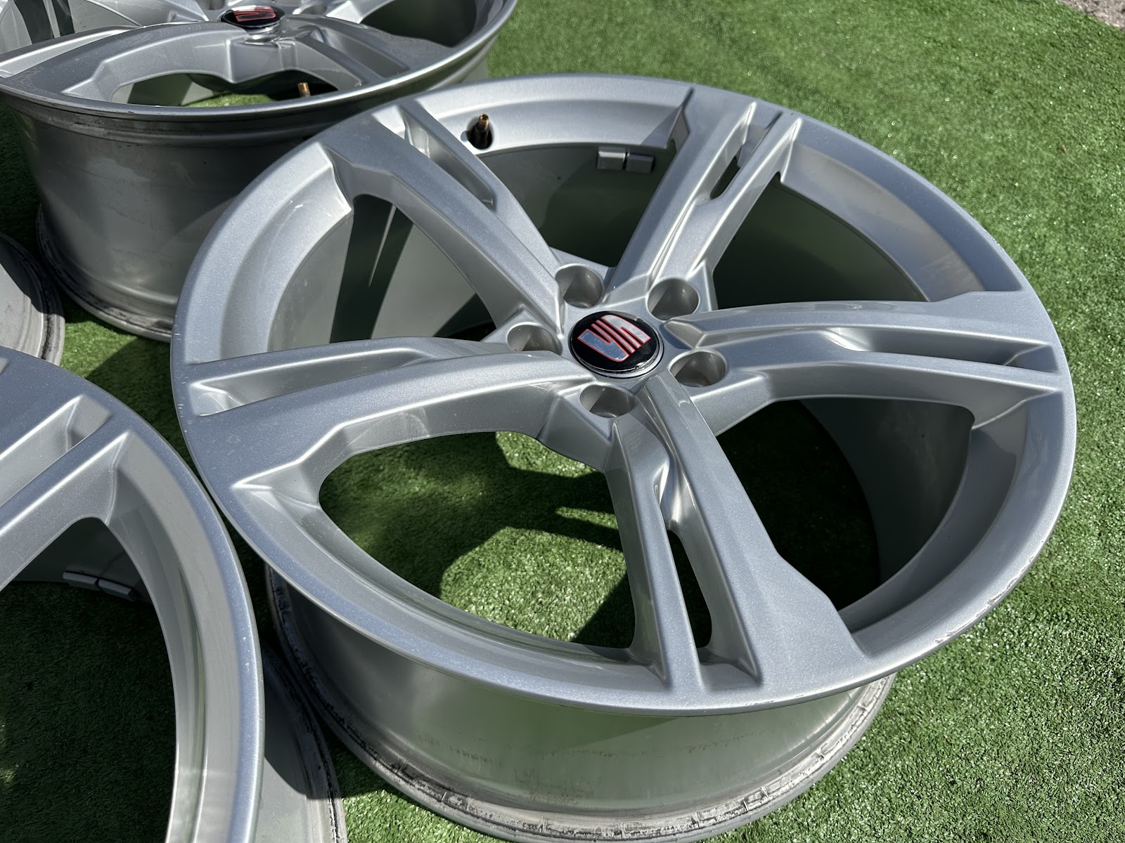 Seat ORGINALUS - 8,5J, ET32 - Image 2