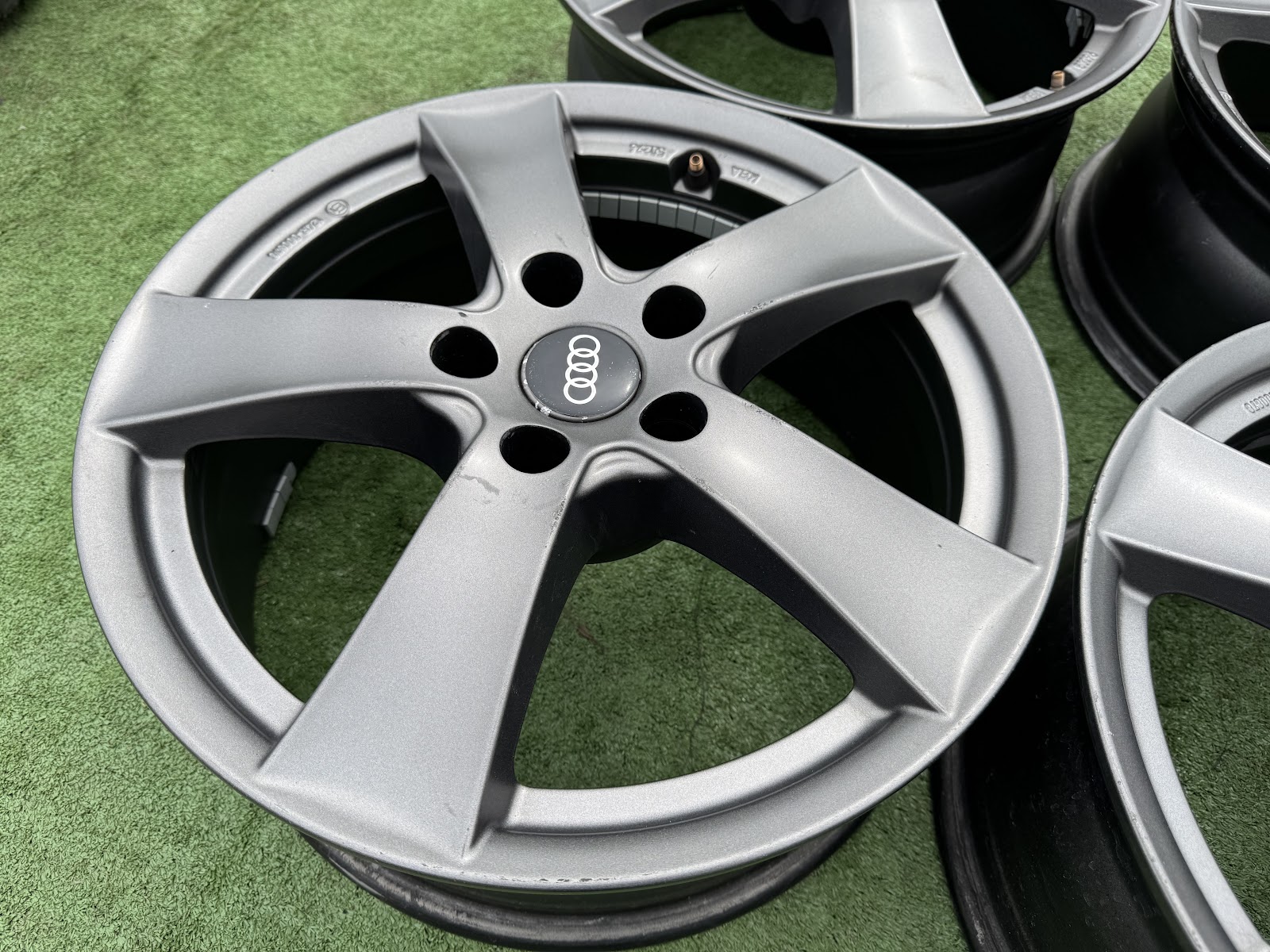 Audi VOKISKI - 7J, ET40 - Image 2