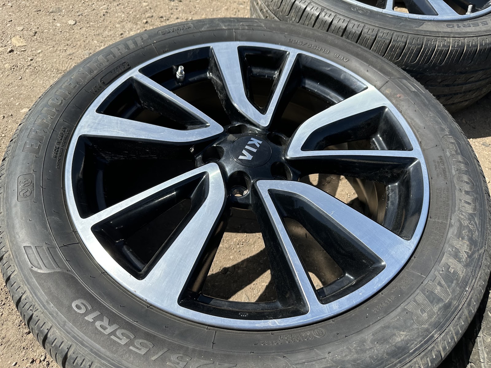 KIA ORGINALUS - 7J, ET40 - Image 2