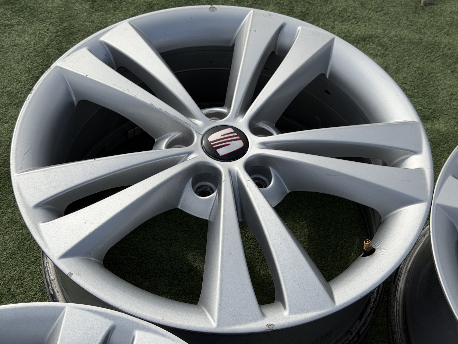 Seat VOKISKI - 7.5J, ET51 - Image 5