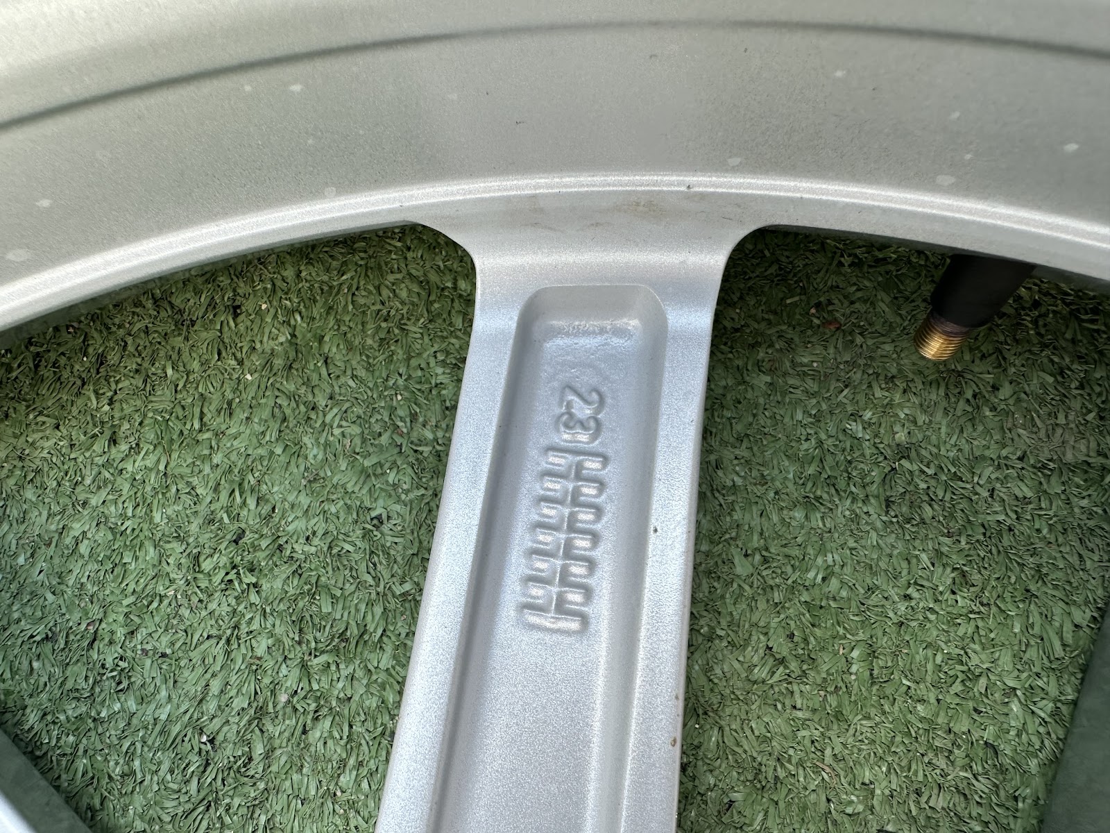 Volkswagen VOKISKI - 8J, ET45 - Image 6