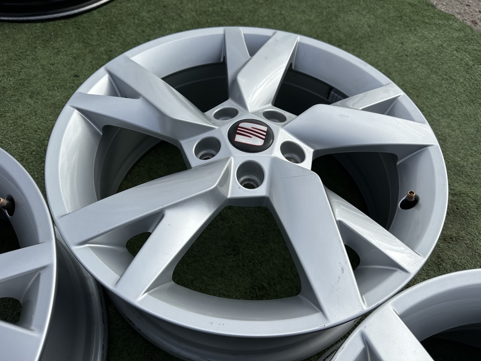 Seat ALTEA - 6,5J, ET46 - Image 4