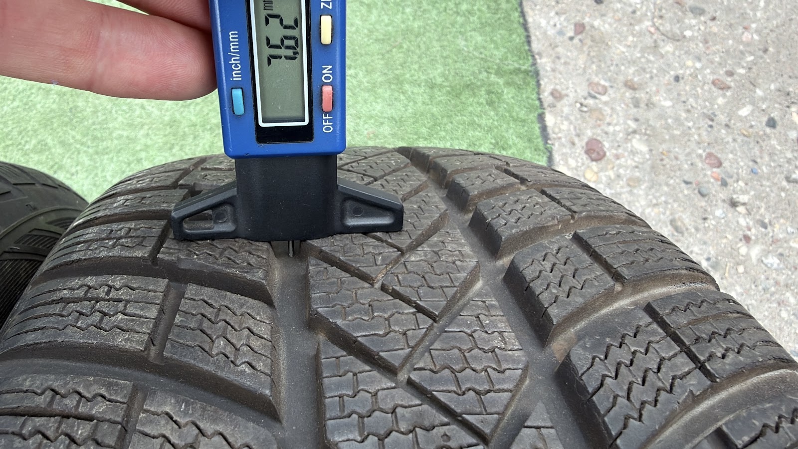 Vredestein 205/55 R17 - Image 3