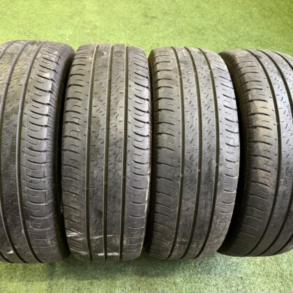 Goodyear 215/65 R16