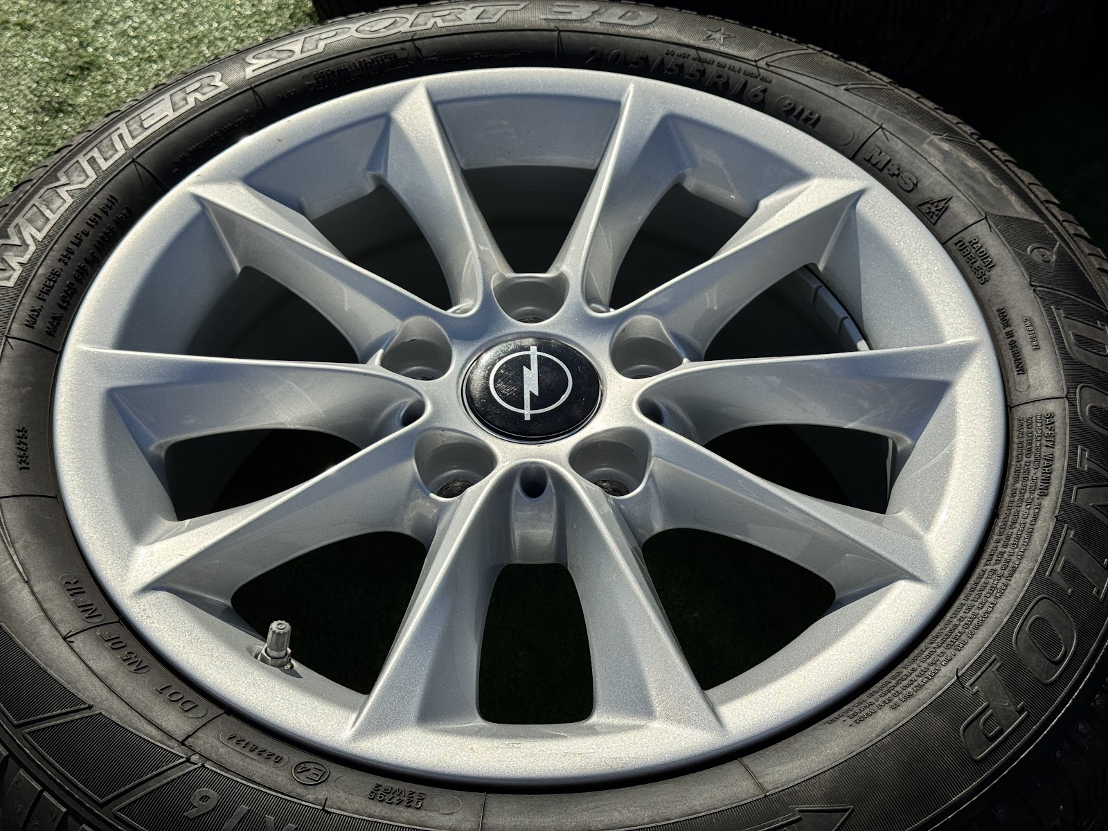Opel INSIGNIA - 7J, ET40 - Image 2