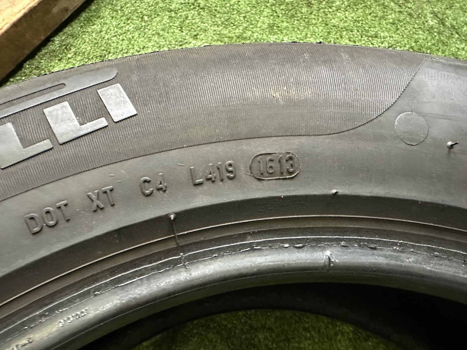 Pirelli 225/60 R17 - Image 11