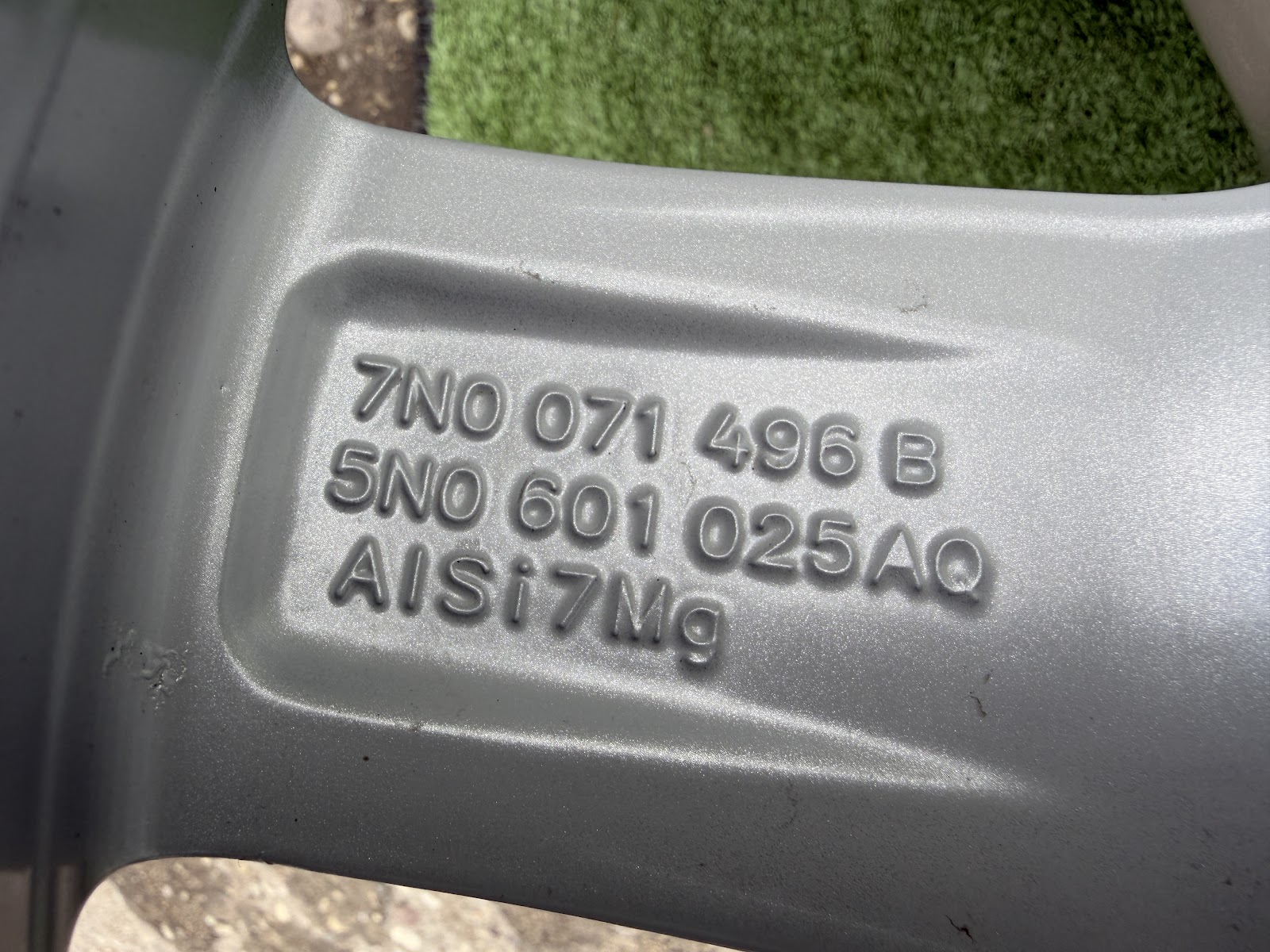 Volkswagen 6.5J ET33 - Image 7