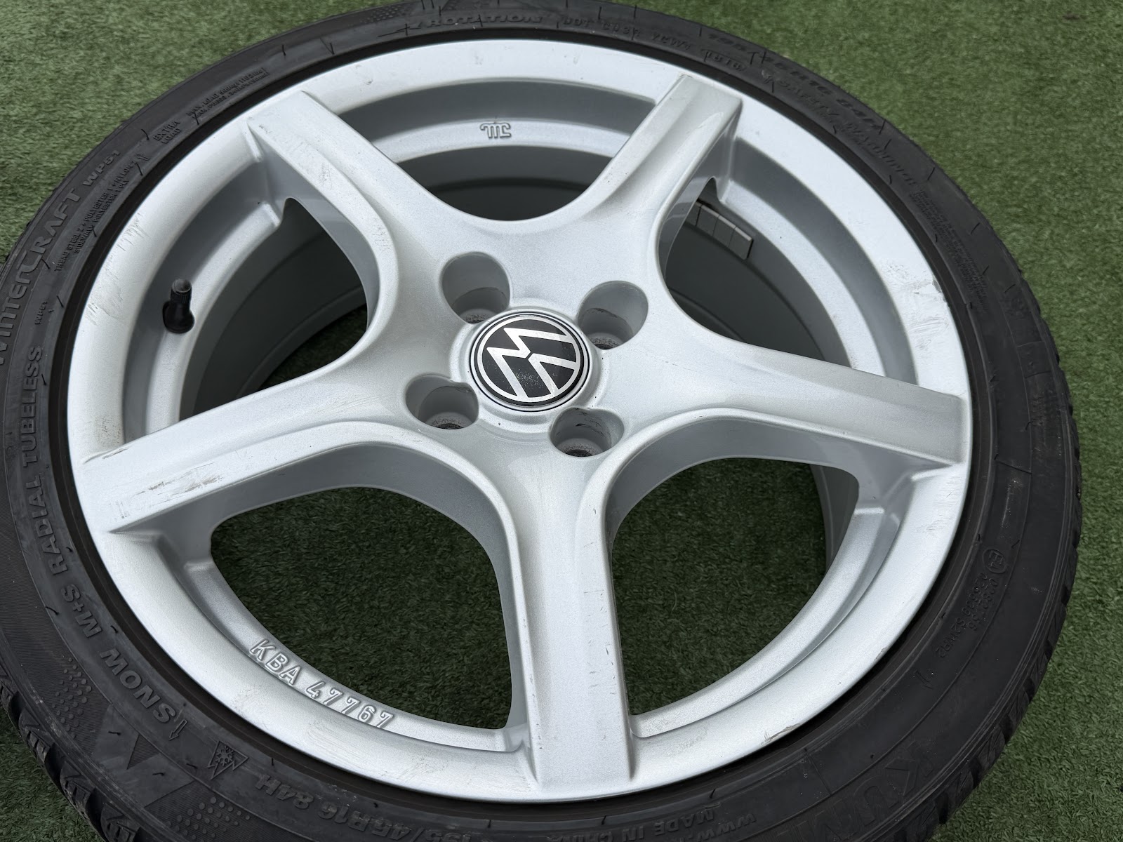 Volkswagen 7J ET35 - Image 4