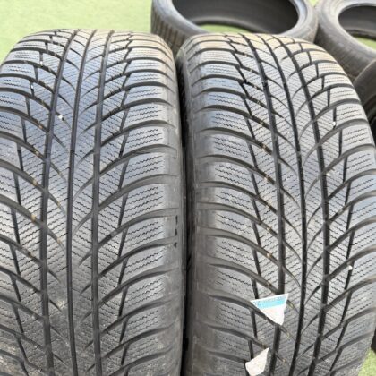 Bridgestone 215/55 R17