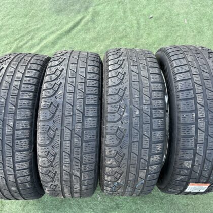Pirelli 215/55 R17