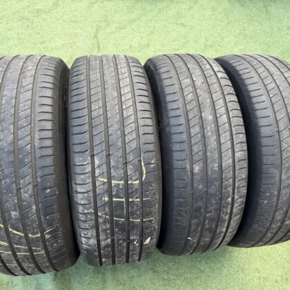 Michelin 235/60 R18