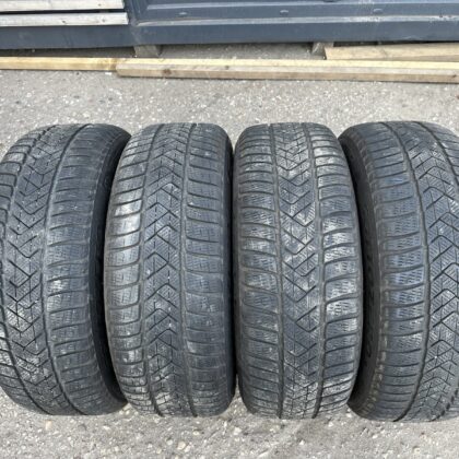 Pirelli 225/55 R18