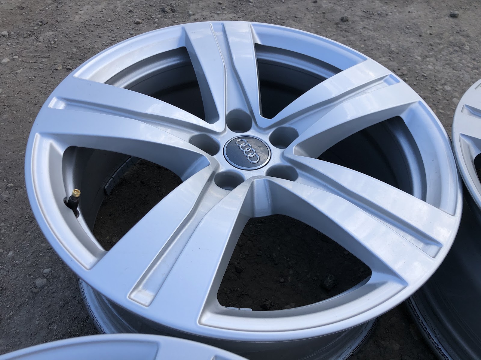 Audi ORGINALUS - 8J, ET25 - Image 5