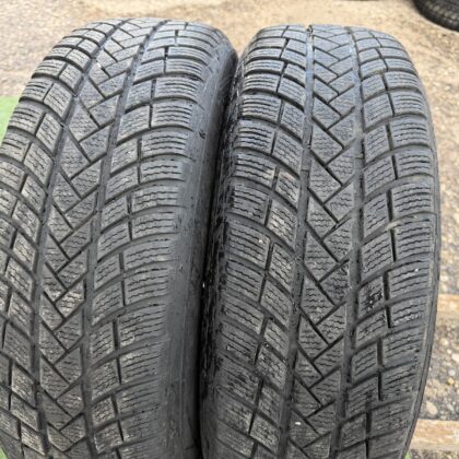 Vredestein 215/65 R17