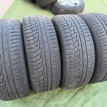 Hankook 215/60 R16