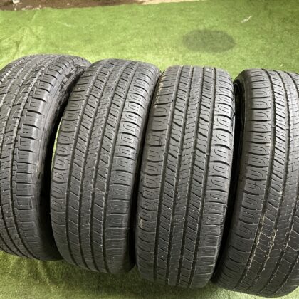 Goodyear 215/65 R17