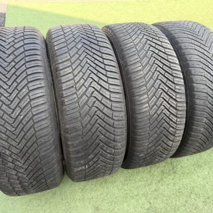 Continental 235/55 R18