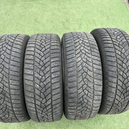 Goodyear 225/45 R19