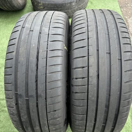 Michelin 245/45 R19