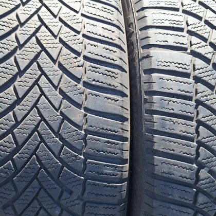 Bridgestone 235/50 R19