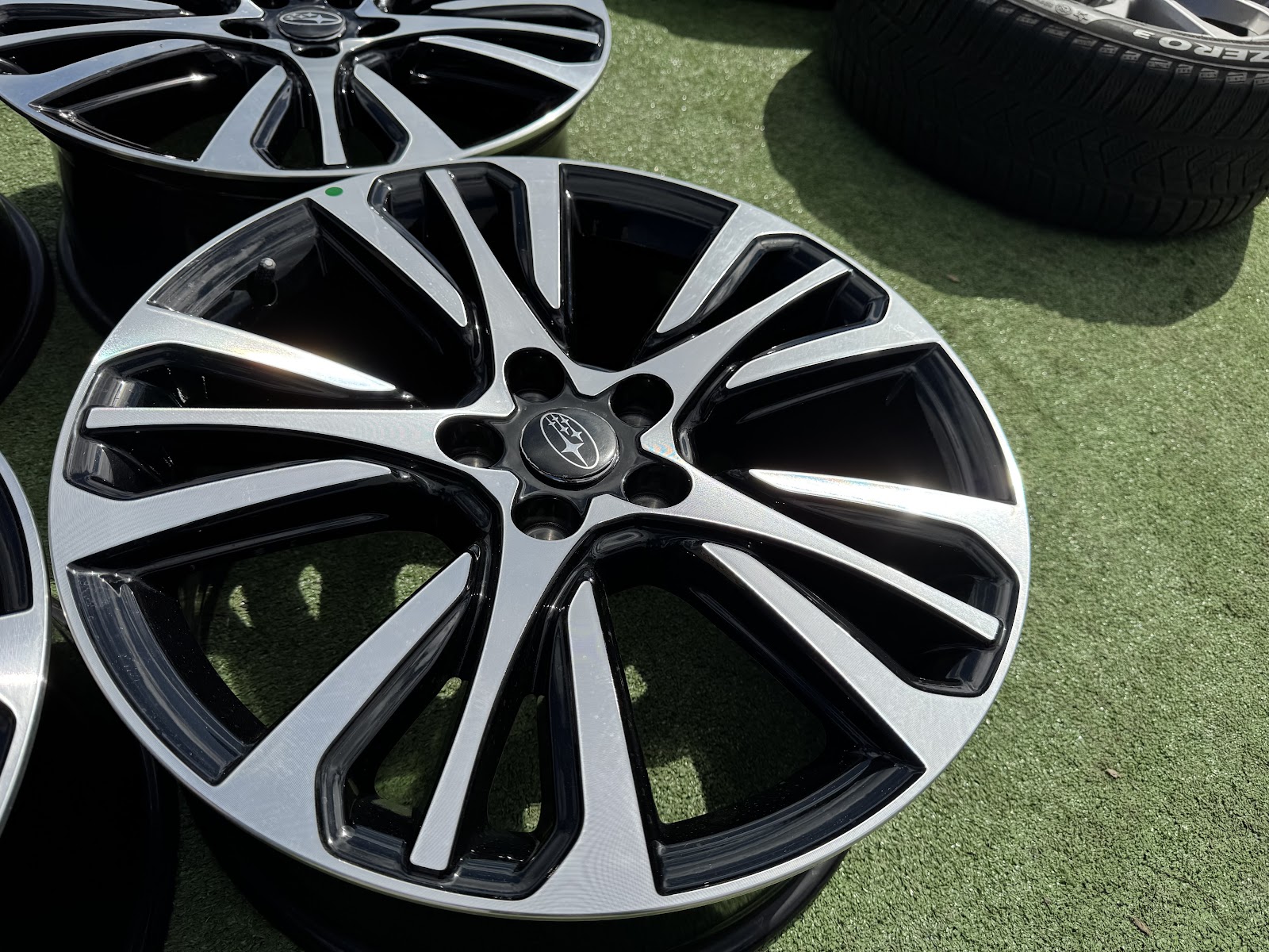 Subaru ORGINALUS - 8J, ET49 - Image 3