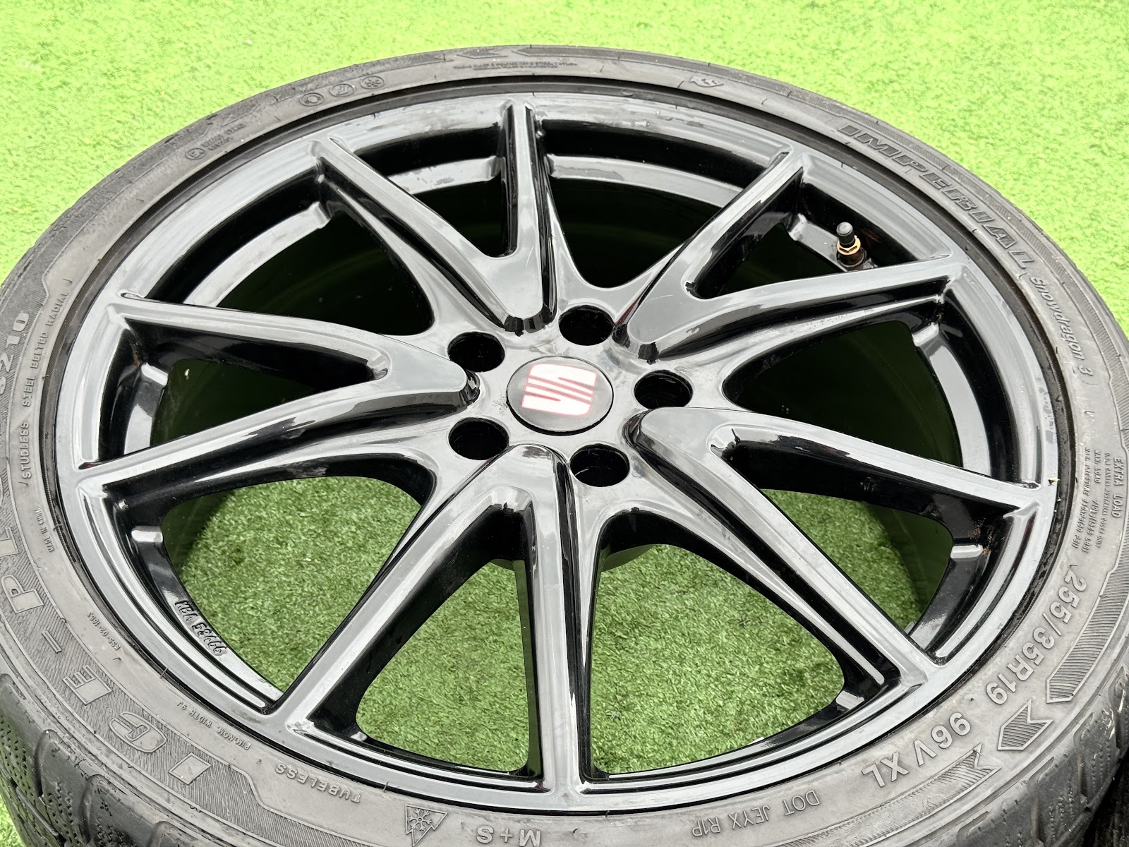 Seat VOKISKI - 8J, ET30 - Image 5