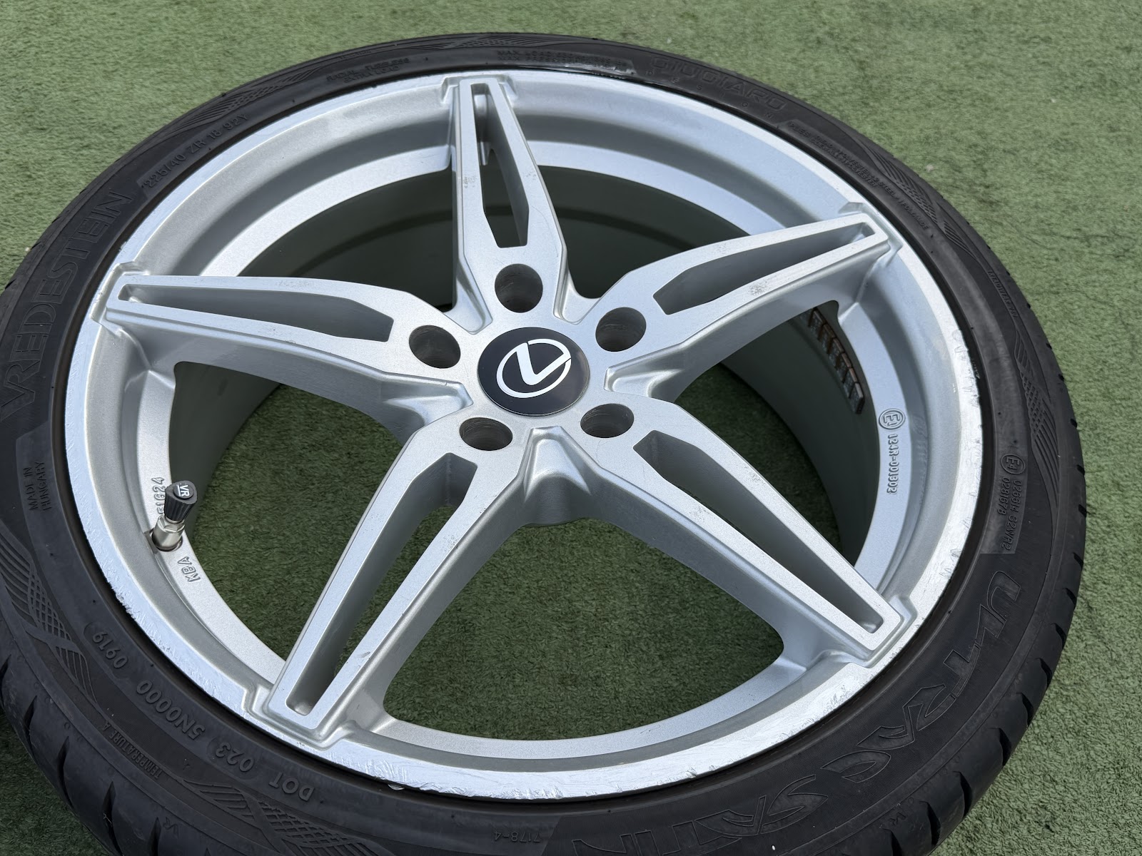 Lexus 7.5J, ET40 - Image 4