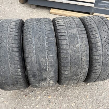 Pirelli 235/35 R19