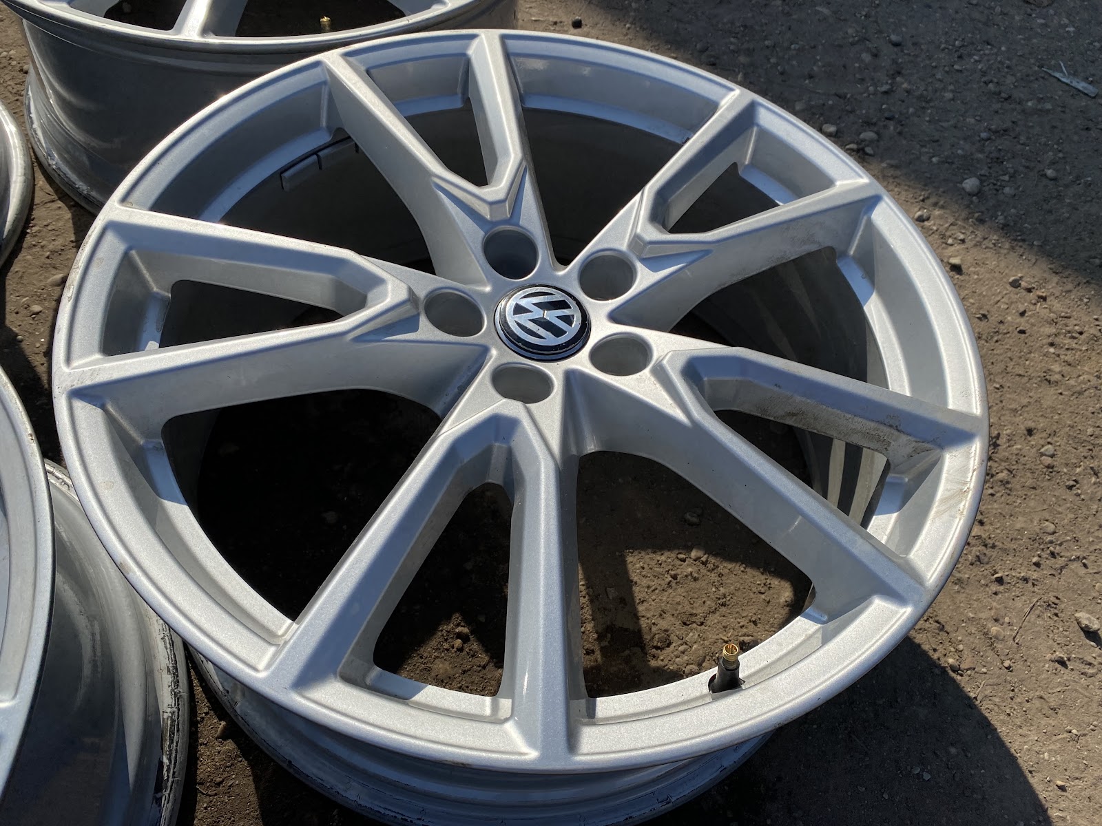 Volkswagen TIGUAN - 8J, ET39 - Image 3